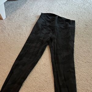 Lululemon Black Camouflage Leggings